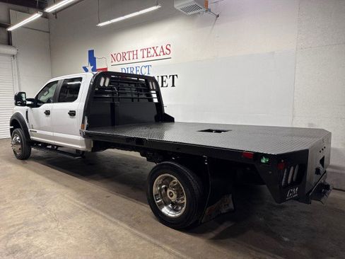Used 2022 Ford F550 4x4 Crew Cab Super Duty w/ Power Equipment Group image 9