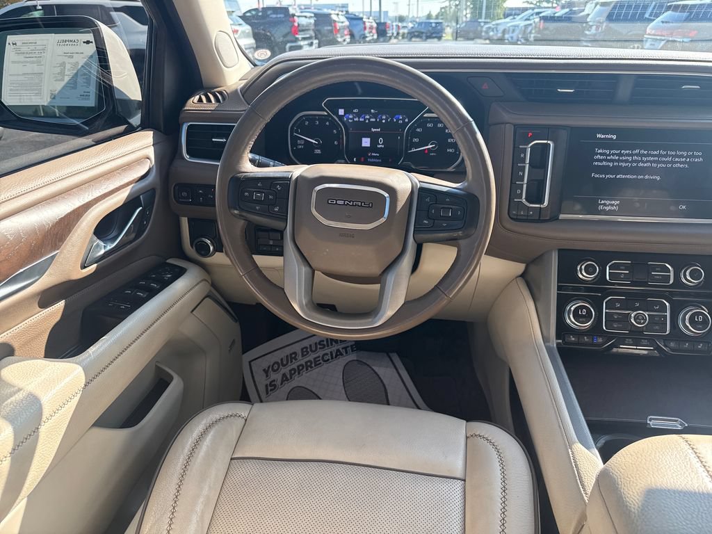 Used 2021 GMC Yukon Denali w/ Denali Ultimate Package RWD image 28