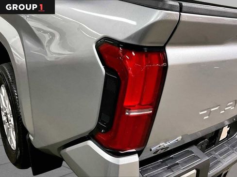 Used 2024 Toyota Tacoma SR5 AWD/4WD image 29