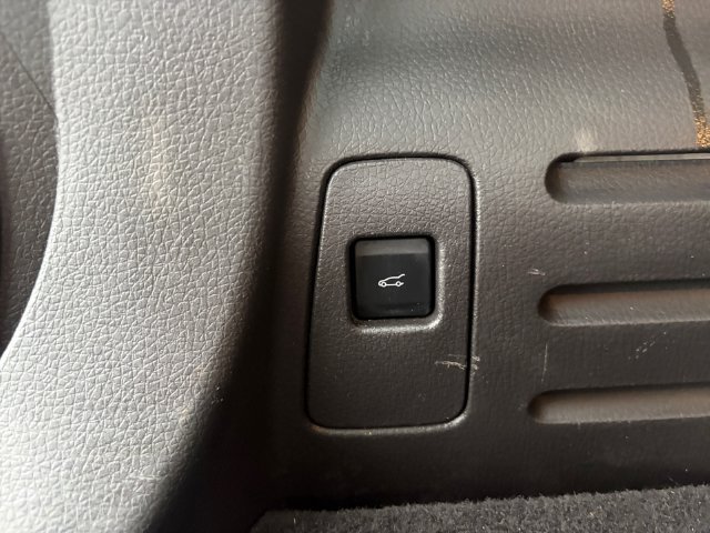 Used 2012 Ford Edge Sport w/ Driver Entry Pkg AWD/4WD image 20