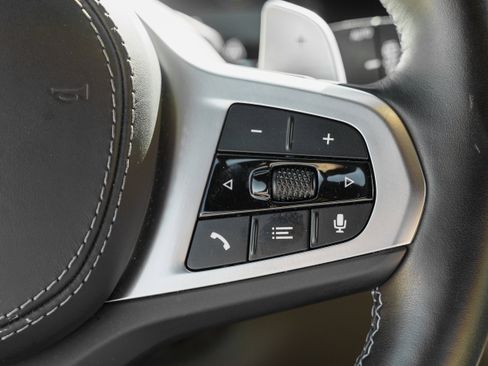 Used 2026 BMW X5 M60i image 18