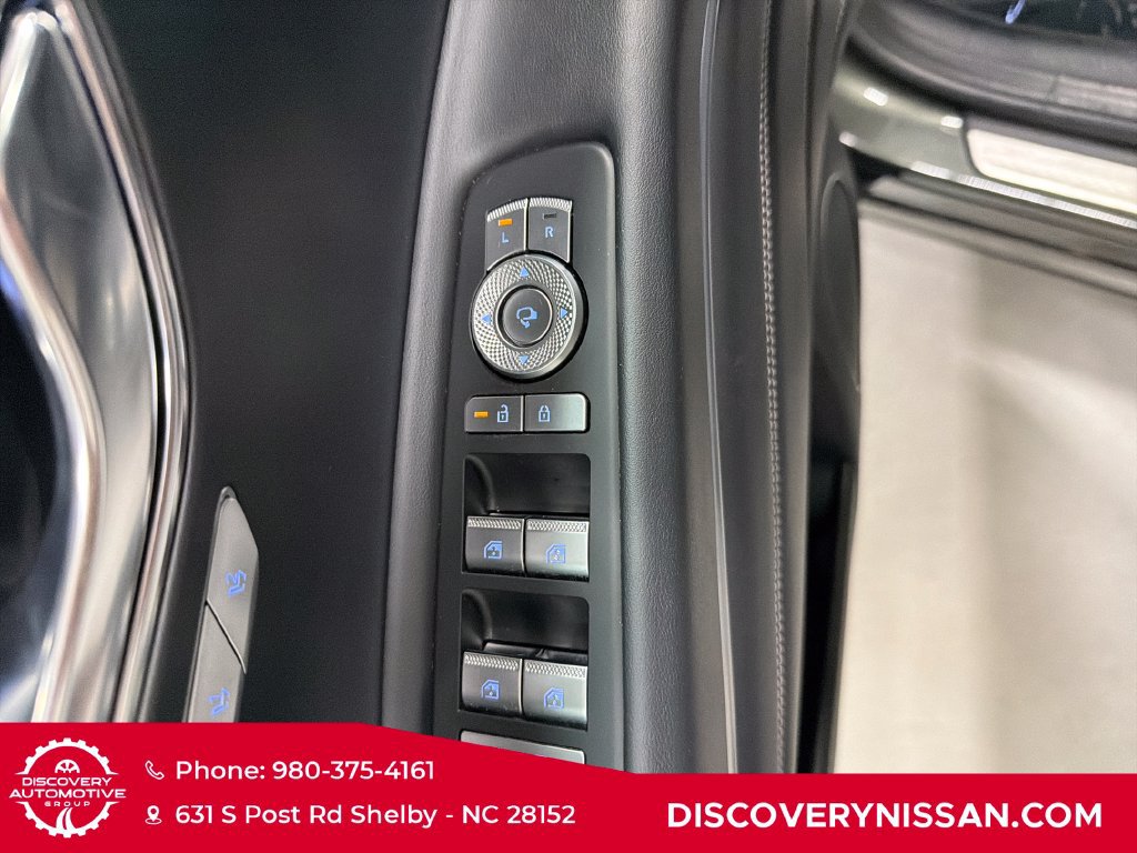 Used 2025 Genesis GV80 2.5T Standard AWD/4WD image 13