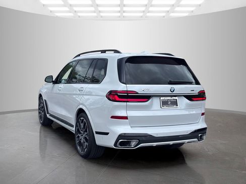 New 2027 BMW X7 xDrive40i AWD/4WD image 4