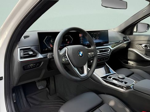 Used 2024 BMW 330i Sedan w/ Convenience Package RWD image 9