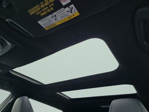 Used 2024 Toyota bZ4X XLE w/ Weather Package image 3