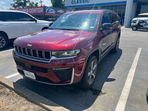 Used 2026 Jeep Grand Cherokee L Limited RWD image 1