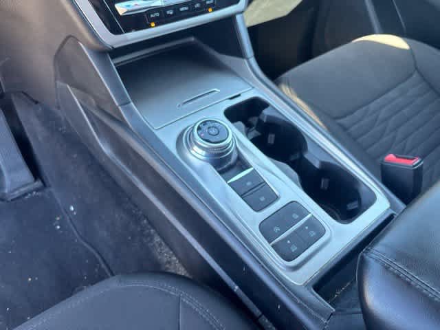 Used 2020 Ford Explorer XLT RWD image 16