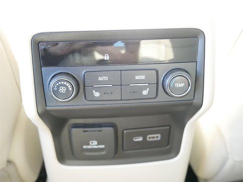 Used 2020 GMC Acadia Denali w/ Technology Package image 11