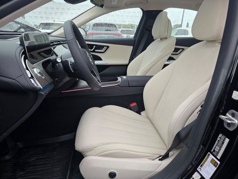 New 2026 Mercedes-Benz E 350 4MATIC Sedan image 13