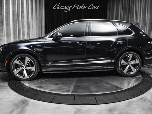 Used 2017 Bentley Bentayga AWD/4WD image 1