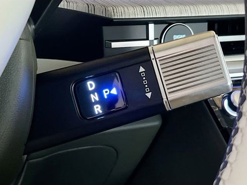 New 2025 Hyundai Santa Fe Calligraphy image 17