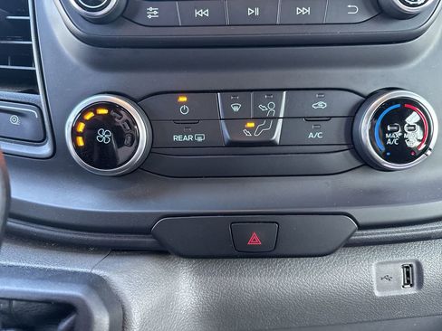 Used 2023 Ford Transit 250 Low Roof AWD w/ Exterior Upgrade Package image 18