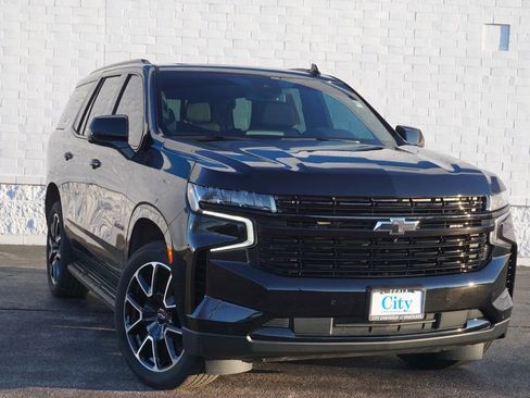 Used 2024 Chevrolet Tahoe RST w/ Sport Performance Package AWD/4WD image 4