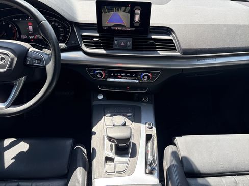 Used 2020 Audi Q5 2.0T Premium AWD/4WD image 30