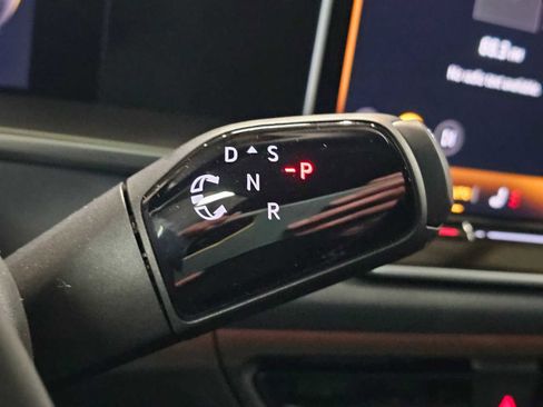 New 2026 Volkswagen Tiguan SE AWD/4WD image 34