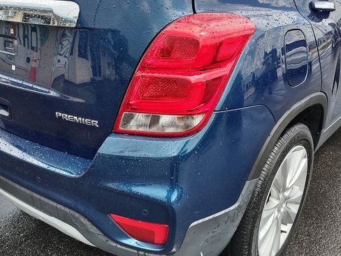 Used 2020 Chevrolet Trax Premier FWD image 34