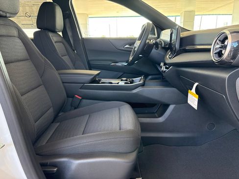 New 2027 Chevrolet Equinox LT w/ Midnight Edition FWD image 33