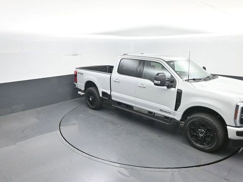 New 2026 Ford F250 Lariat w/ Black Appearance Package AWD/4WD image 24