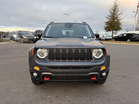 Used 2022 Jeep Renegade Trailhawk image 3