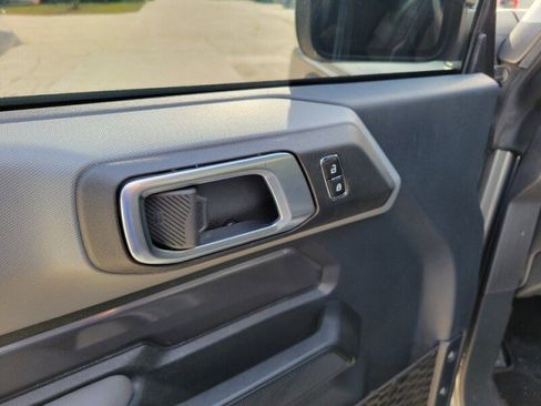 Used 2023 Ford Bronco 2-Door image 13