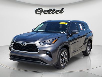 Used 2023 Toyota Highlander XLE