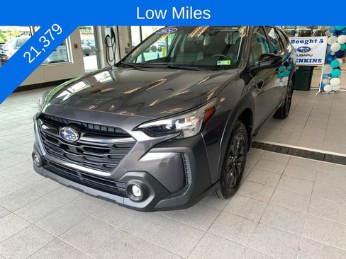 Used 2024 Subaru Outback Onyx Edition AWD/4WD image 2