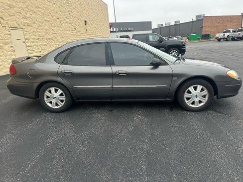 Used 2003 Ford Taurus SEL image 6
