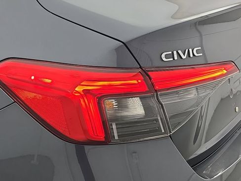 Used 2023 Honda Civic Sport image 33
