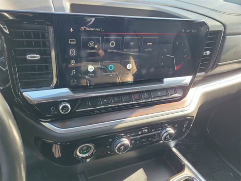 Used 2022 GMC Sierra 1500 SLT w/ SLT Convenience Package image 8