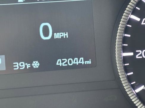 Certified 2022 Kia Telluride EX w/ EX Premium Package image 33