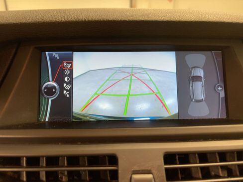 Used 2013 BMW X5 xDrive35d image 26