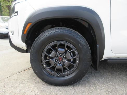 Used 2022 Nissan Frontier PRO-4X w/ Pro-4X Premium Package image 22