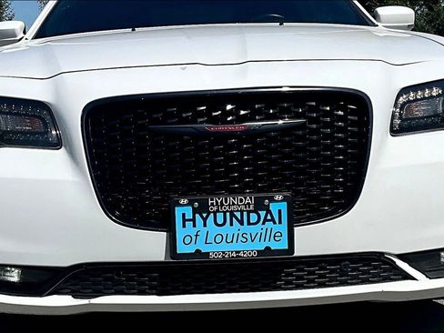 Used 2021 Chrysler 300 S image 29