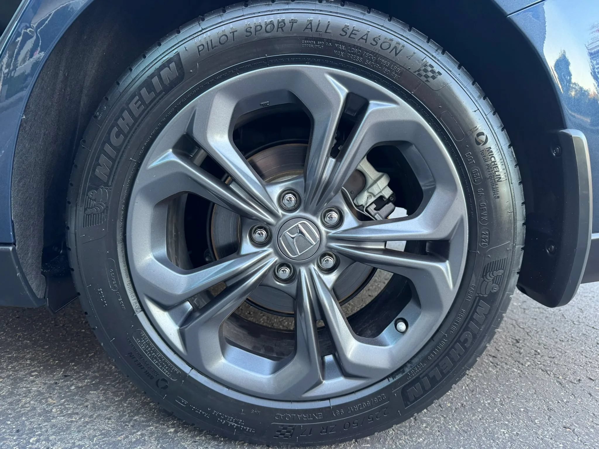 Used 2023 Honda Accord EX image 22