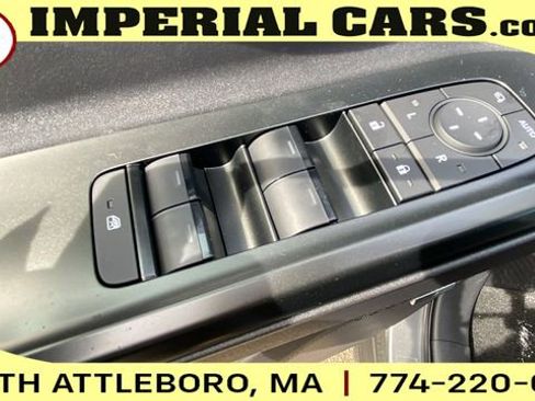 New 2026 Subaru Solterra image 16