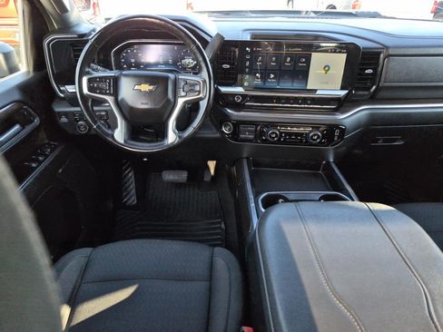 Used 2024 Chevrolet Silverado 2500 LT w/ Convenience Package AWD/4WD image 14