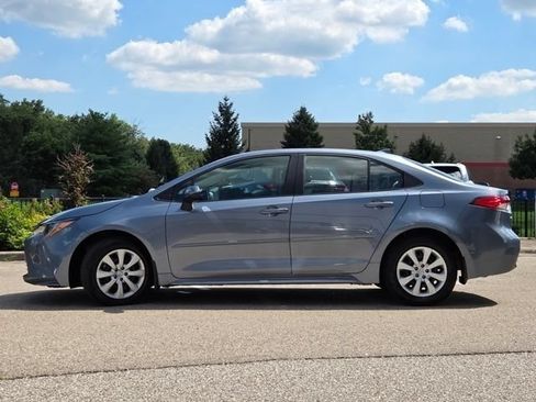 Used 2024 Toyota Corolla LE FWD image 21