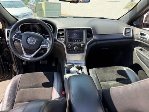 Used 2015 Jeep Grand Cherokee Altitude image 6