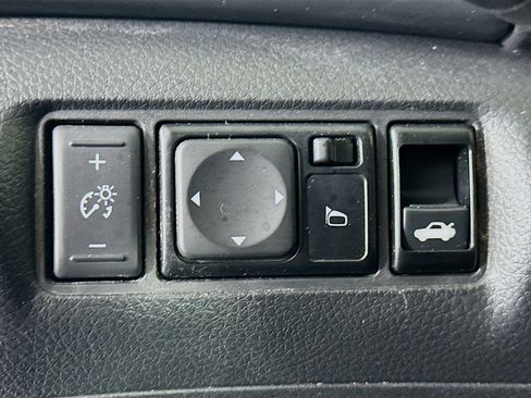 Used 2019 Nissan Sentra S image 17