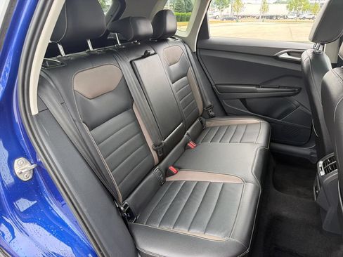 Certified 2023 Volkswagen Taos SEL AWD/4WD image 25