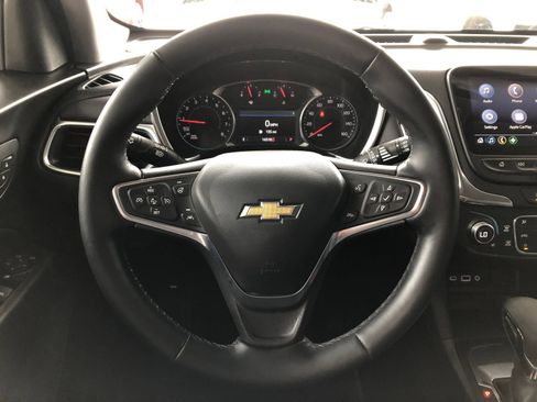 Used 2024 Chevrolet Equinox LT FWD image 17