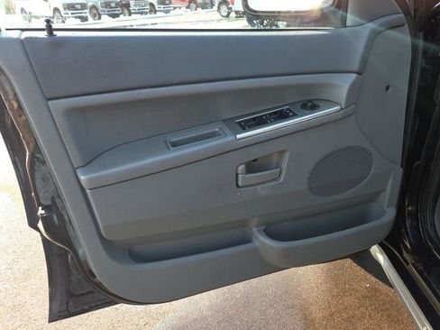 Used 2006 Jeep Grand Cherokee Laredo image 22