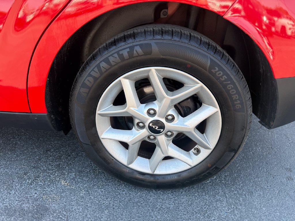 Used 2022 Kia Soul LX w/ Technology Package FWD image 29