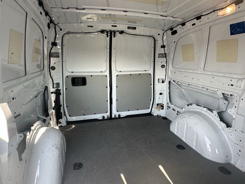 Used 2022 Mercedes-Benz Metris image 16