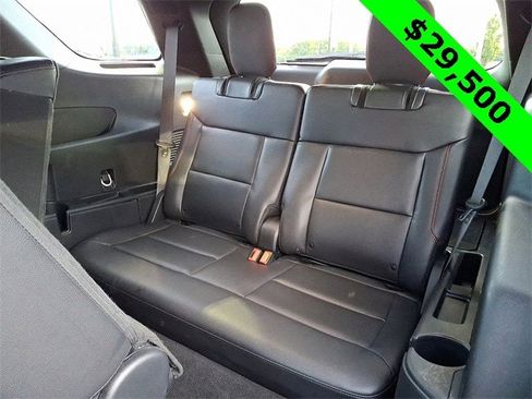 Used 2023 Ford Explorer ST-Line w/ Class IV Trailer Tow Package image 11