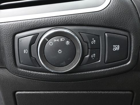 Used 2020 Ford Edge SEL image 12