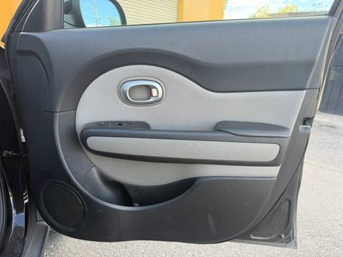 Used 2014 Kia Soul + image 15