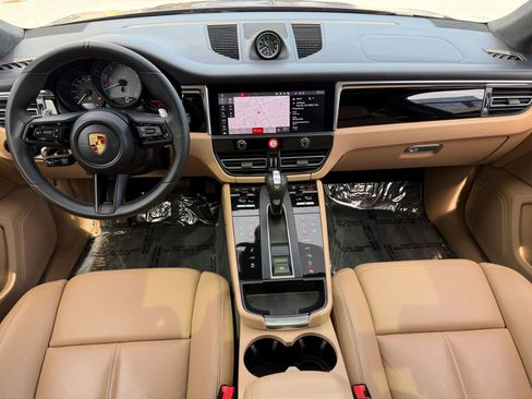 Used 2023 Porsche Macan S AWD/4WD image 21