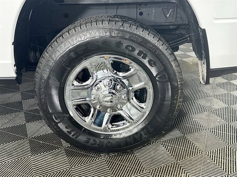 New 2026 RAM 3500 Tradesman w/ Chrome Appearance Group image 17