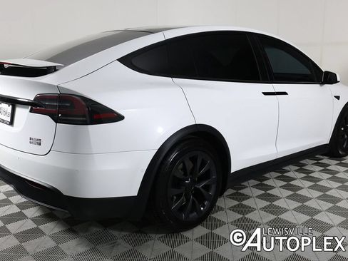 Used 2022 Tesla Model X Plaid AWD/4WD image 5